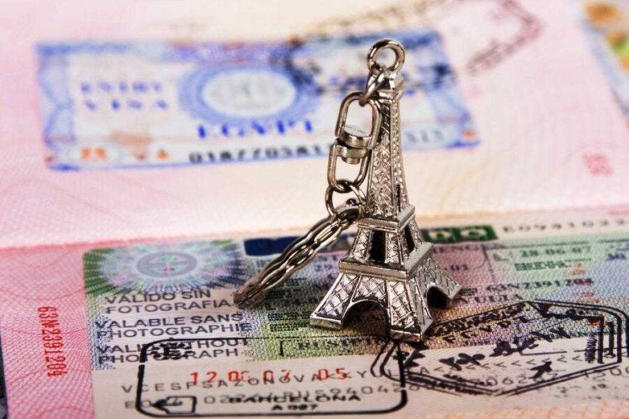 Французская виза: варианты оформления и особенности получения