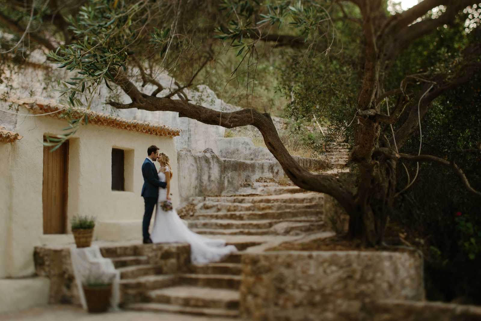 Как сыграть свадьбу в Греции