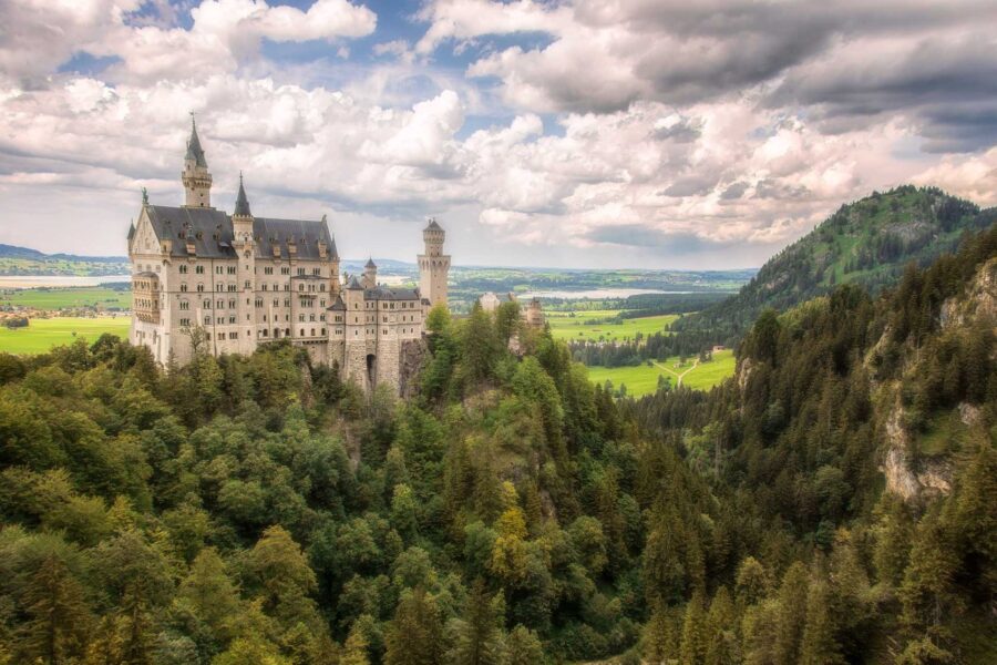 Замок Нойшванштайн в Германии: несбывшаяся мечта короля